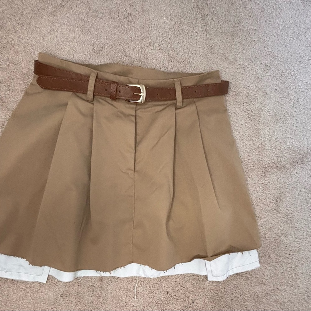 Elegant pledge mini skirt